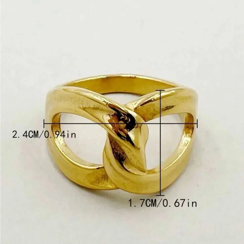 Hollow out twist ring